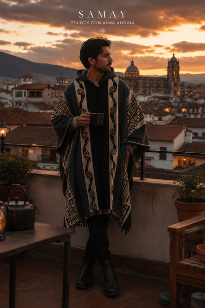 Poncho artesanal Caminos Ancestrales lifestyle alternativo hombre